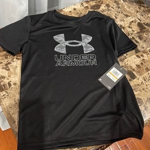 Under Armour boys athletic t-shirt